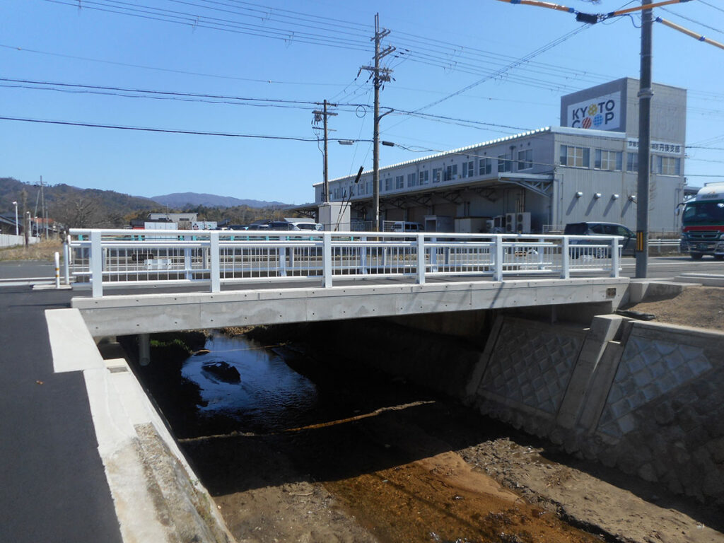 イージーラーメン橋施工例完成 豊野橋側道橋（京都府丹後土木事務所様）