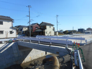 イージーラーメン橋施工事例完成　佐野川農道橋（和歌山県東牟婁振興局様