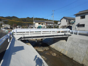 イージーラーメン橋施工事例完成　佐野川農道橋（和歌山県東牟婁振興局様