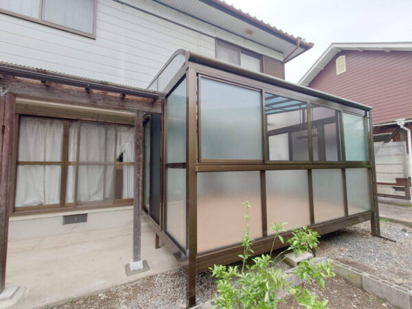 福知山市｜天候に左右されずに洗濯ものが干せる！テラス設置