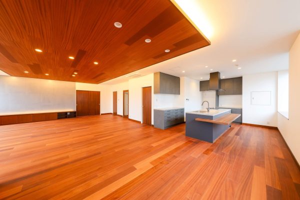 福知山市｜上質な住まいをシェアする幸せ 邸宅2世帯化
