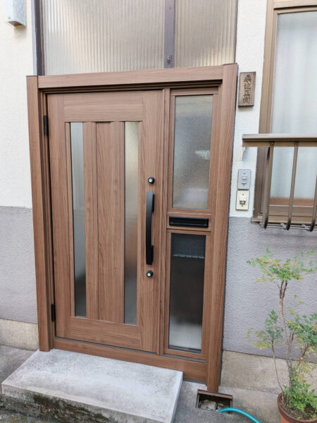 福知山市｜玄関取替ディンプルキーで防犯性もアップ　屋根塗装