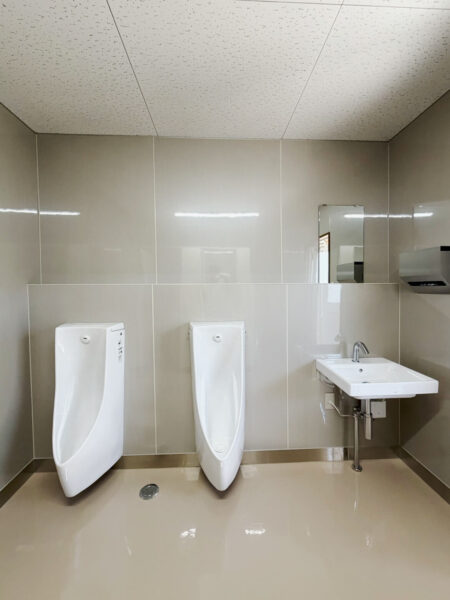 福知山市｜職場環境の改善 激変!トイレ全面リフォーム