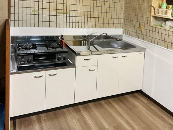 福知山市｜コストパフォーマンスに優れたホーローキッチン