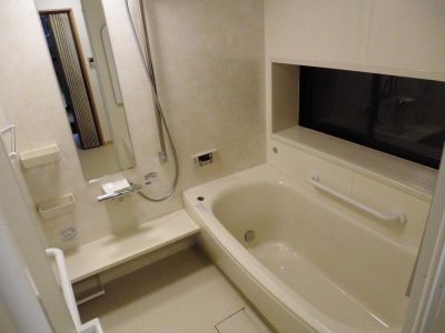 タイルの浴室からシステムバスに浴室改修工事