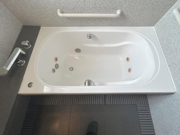 丹波篠山市｜浴槽の劣化にお困りの方へ｜塗装で美しさ復活！