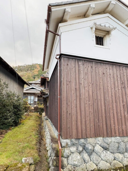 丹波篠山市｜この天井のシミ、原因は“樋”でした