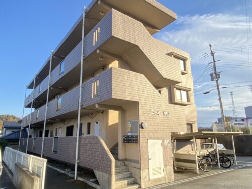 ユーミー片山 102