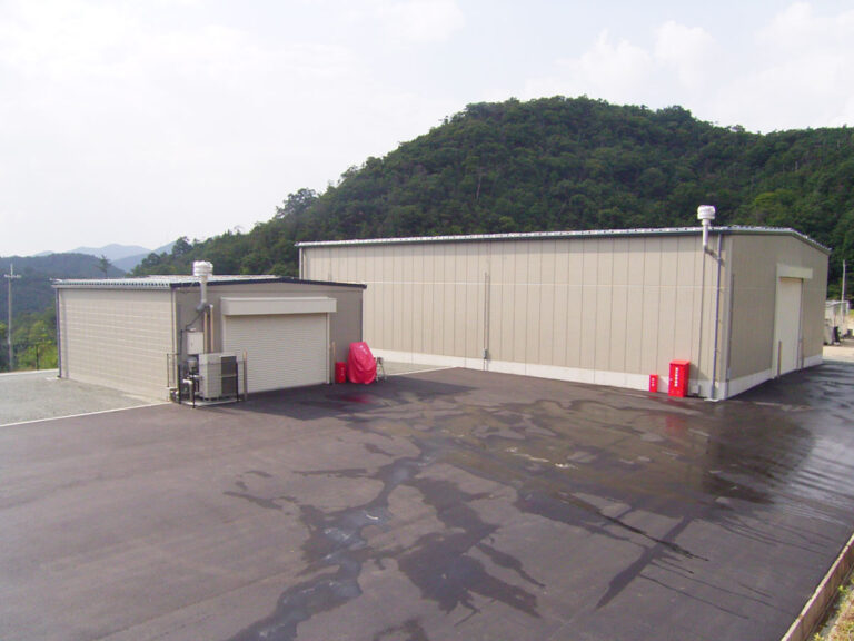 倉庫建築の施工事例外観　大阪化学薬品株式会社様（兵庫県）