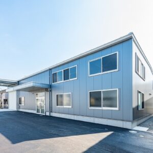 工場建築の施工事例外観　サフラン株式会社様（愛知県）