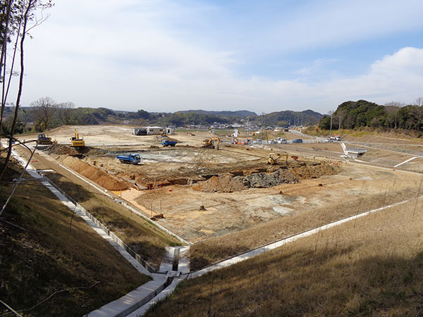 造成工事現場