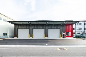 倉庫建築の施工事例外観　有限会社ミュージックデリバリー様（大阪府）