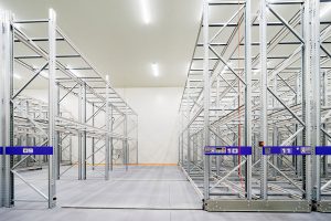 倉庫建築の施工事例内観　株式会社津田商店様（大阪府）