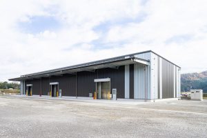 倉庫建設の施工事例外観　有限会社トラフィック関西様(兵庫県)