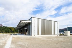 倉庫建設の施工事例外観　有限会社トラフィック関西様(兵庫県)