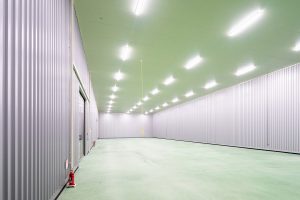 倉庫建設の施工事例内観　有限会社トラフィック関西様(兵庫県)