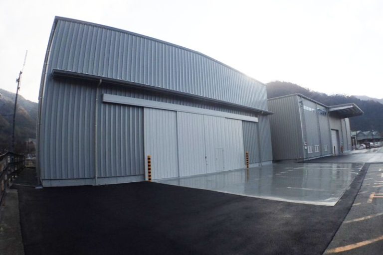 倉庫建設の施工事例外観　有限会社丸福物流サービス様(兵庫県)
